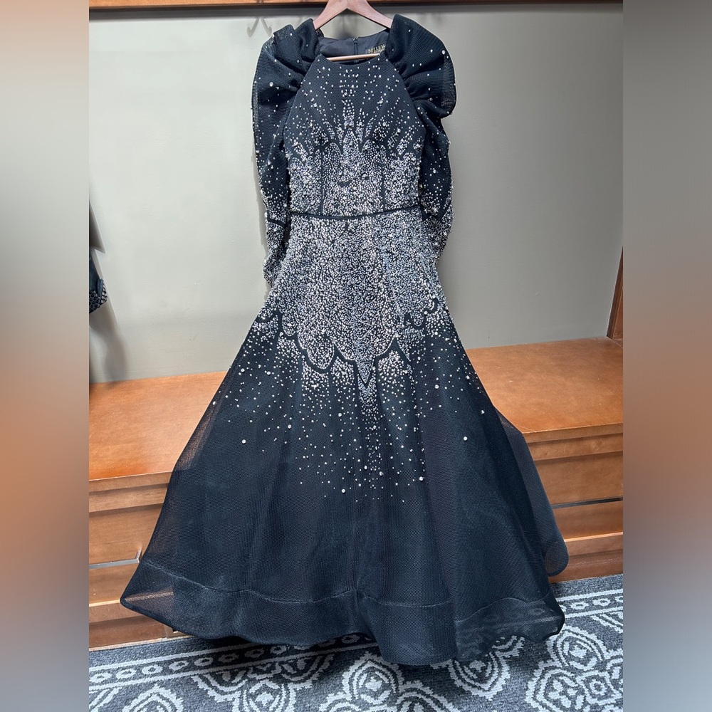Elegant Black Floor-Length Dress with Rhinestones and Sequins (Waist ~27”)
